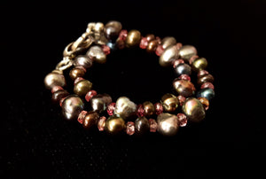 Pink Spinel & Black Pearl Bracelet - Leila Haikonen Jewellery