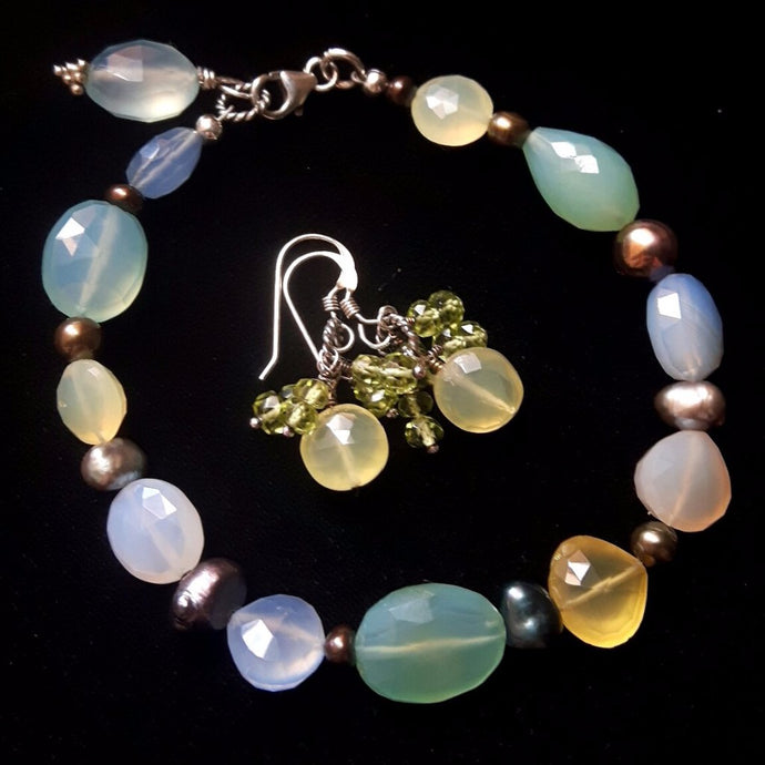 Mixed Chalcedony & Pearl Bracelet - Leila Haikonen Jewellery